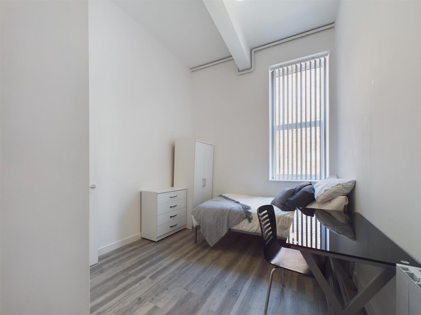 Flat Market Place in Charnwood
