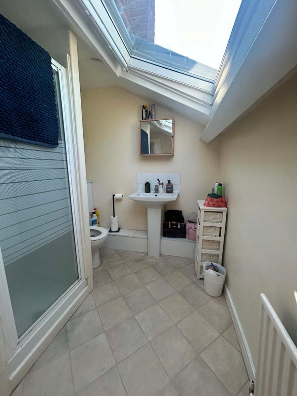 Room Church Street in Royal Leamington Spa
