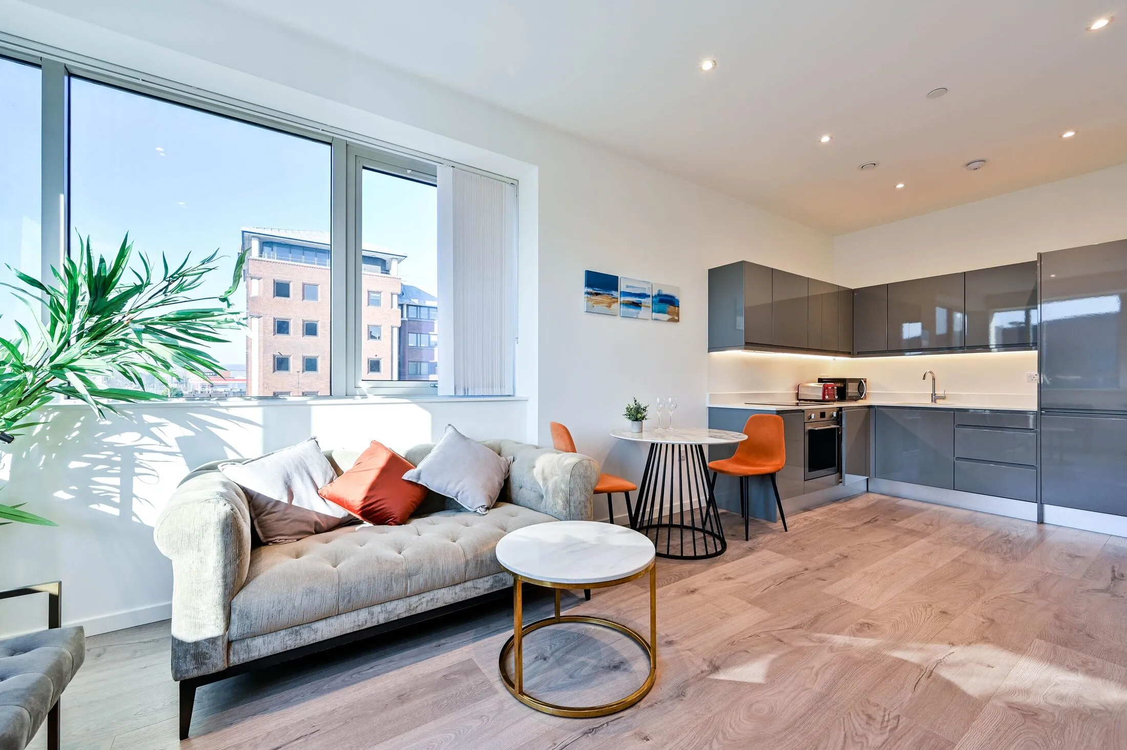 Flat Ladymead in Guildford