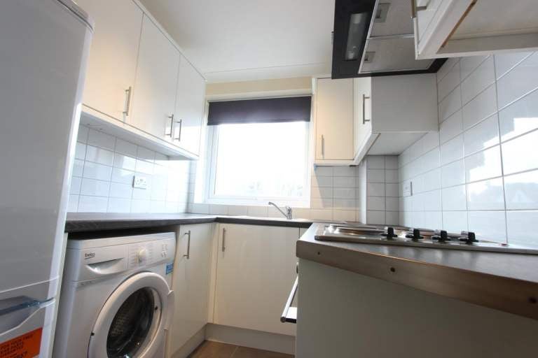Flat Friern Park in Greater London