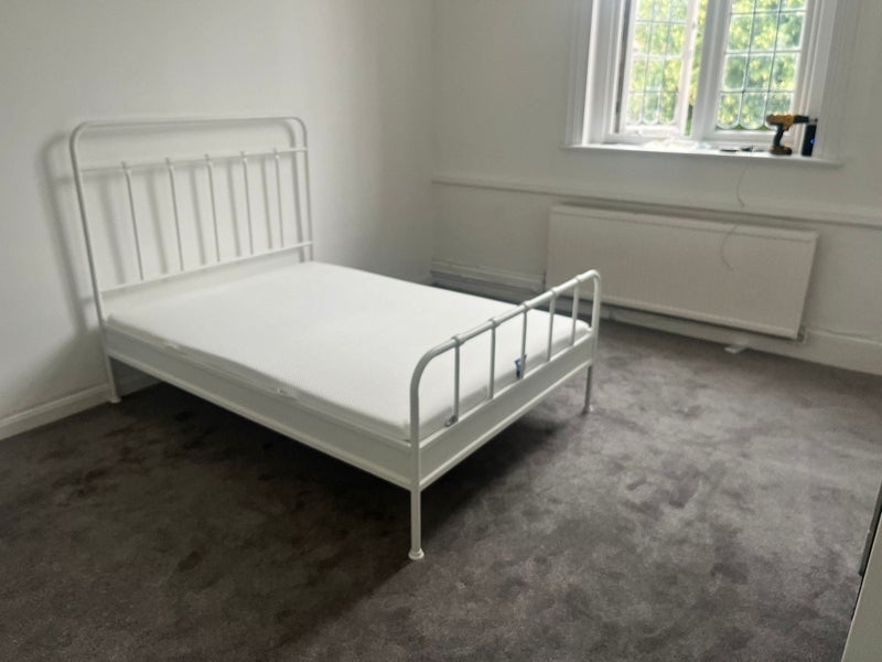 Room Lordship Lane in Greater London