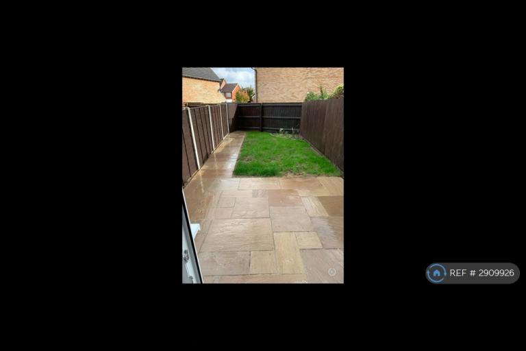 House Lysander Drive in Ipswich