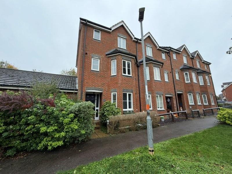House Long Buckby Road in Daventry