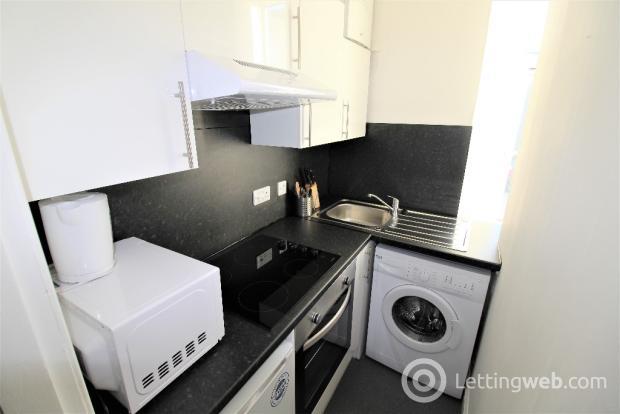 Flat Skene Square in Aberdeen