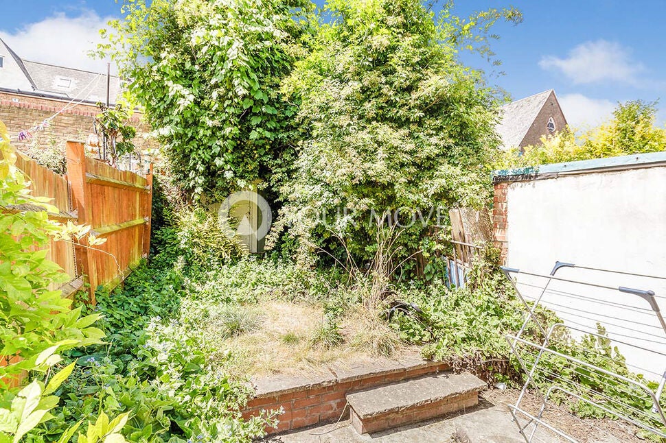 Flat Spring Vale in Dartford