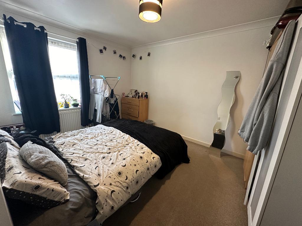 Flat Uxbridge Road in Greater London
