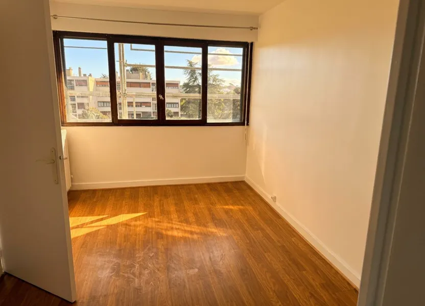 Appartement Rue André Le Bourblanc à Noisy-le-Roi