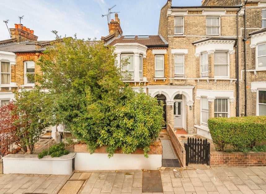 House Shenley Road in Greater London