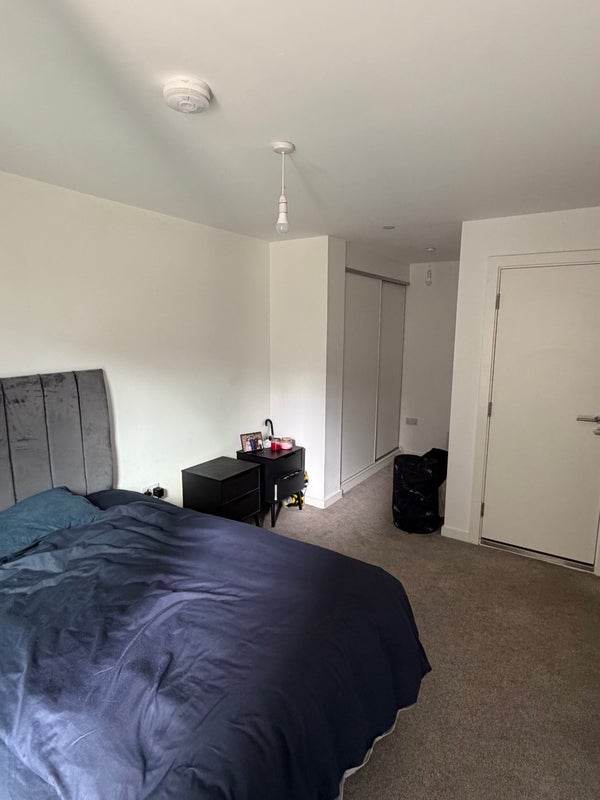 Room Chapel Street in Salford