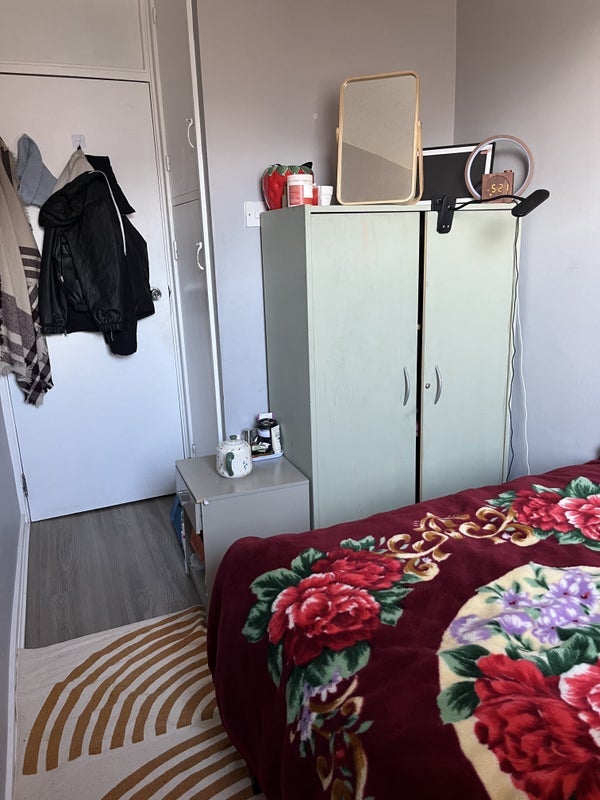 Room Old Ford Road in Greater London