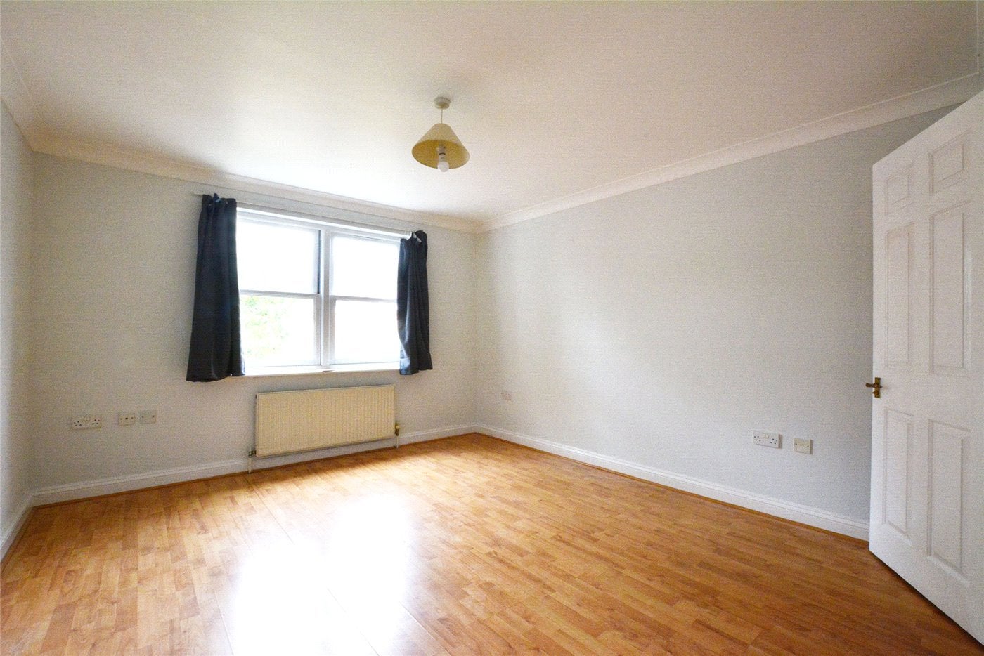 Flat Belmont Hill in Greater London