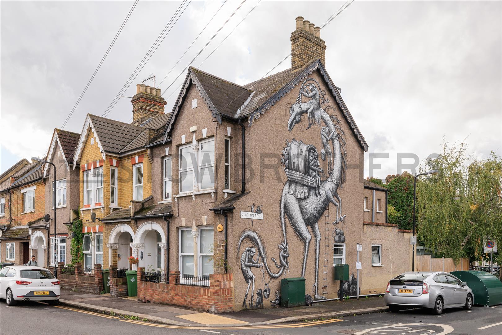Flat Clacton Road in Greater London