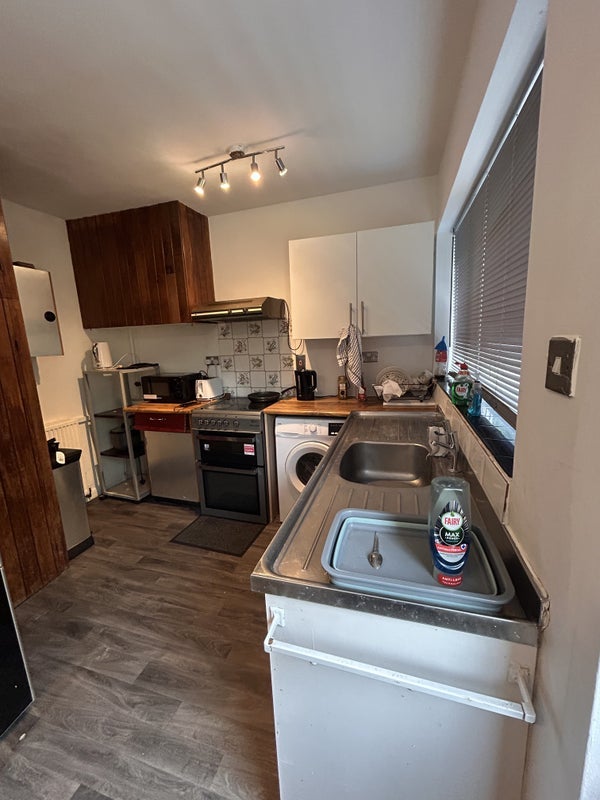 House Ballards Way in Greater London