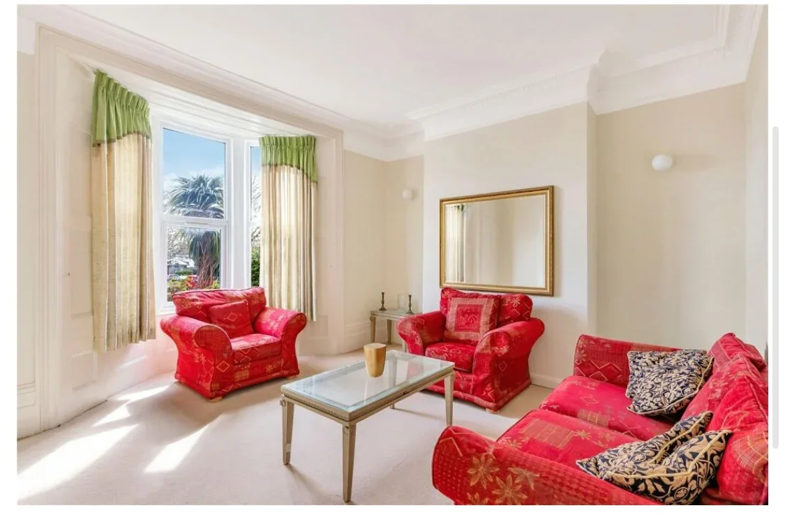 Flat Widmore Road in Greater London