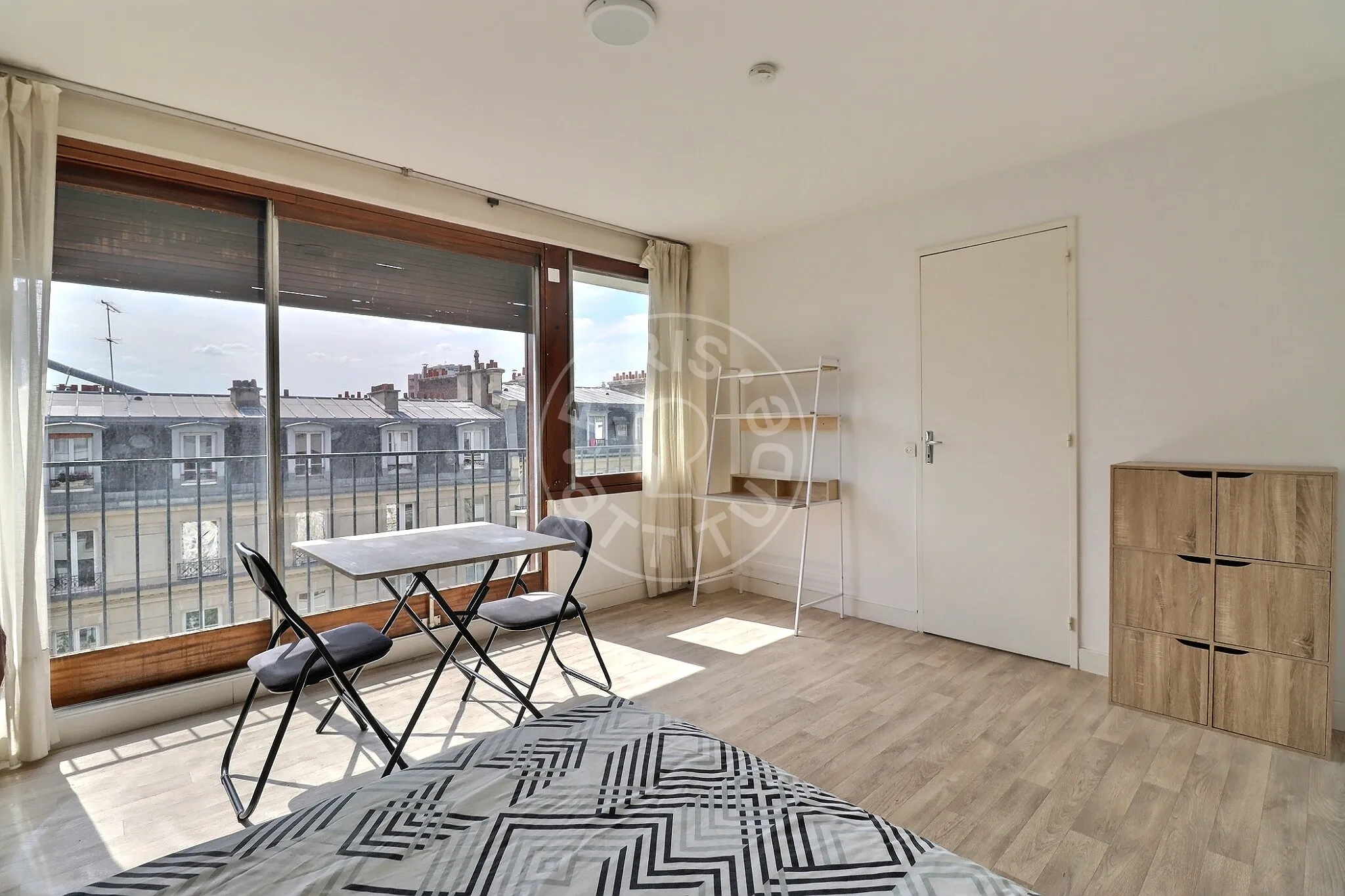 Flat Avenue Parmentier in Paris