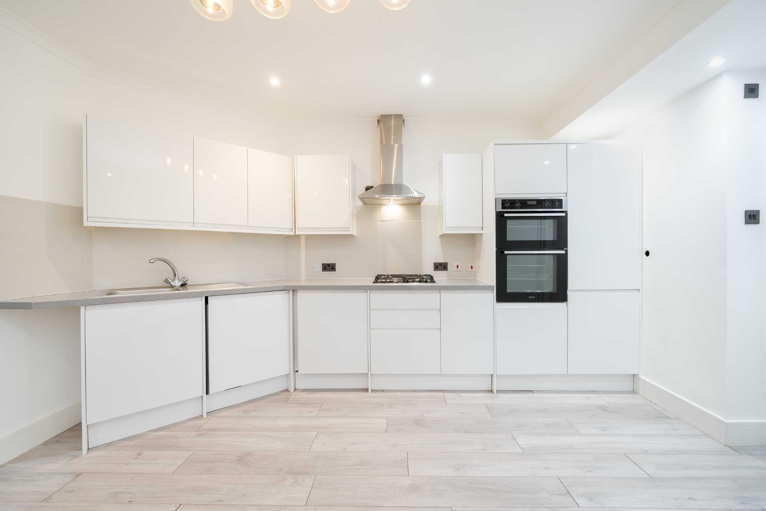 Flat Aylestone Avenue in Greater London