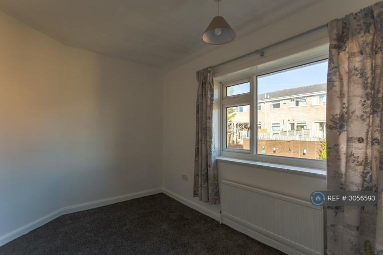 House Mowbray Crescent in Leeds