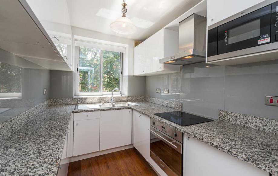 Flat Harewood Avenue in City of Westminster
