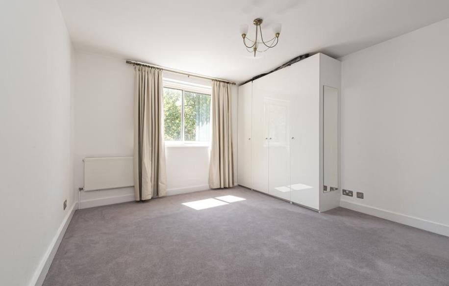 Flat Harewood Avenue in City of Westminster