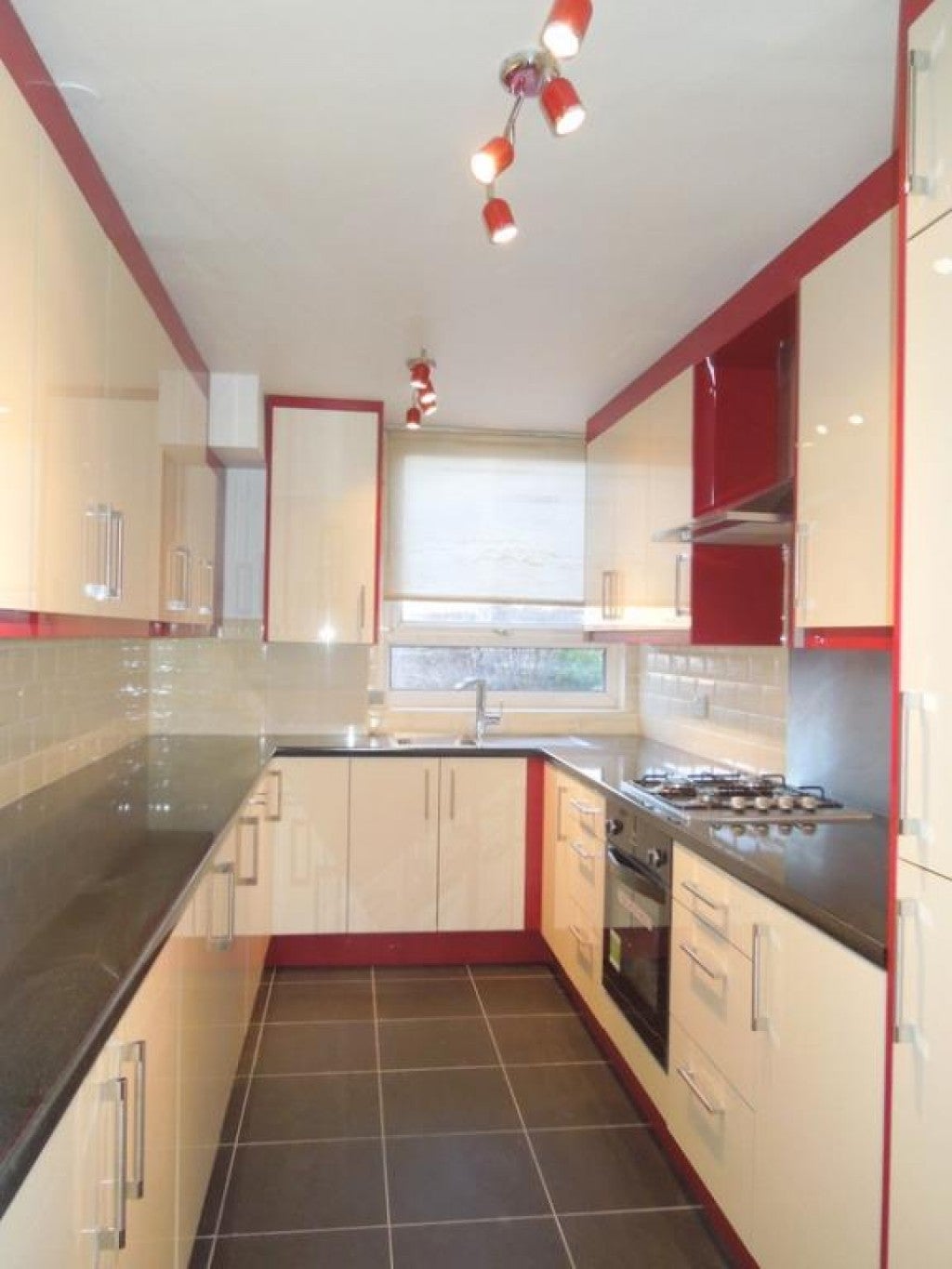 Flat Rosslyn Road in Watford