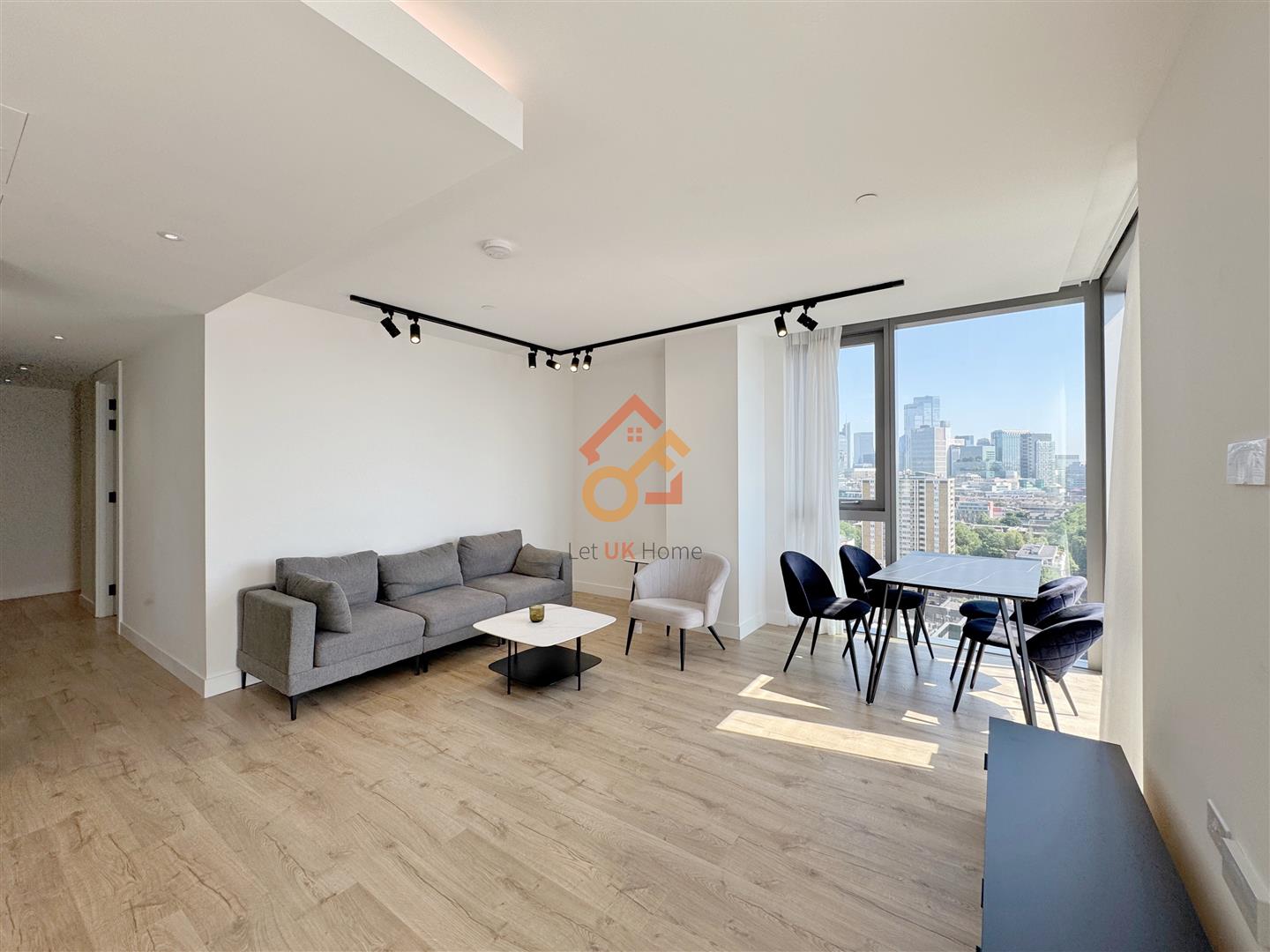 Flat Bollinder Place in London