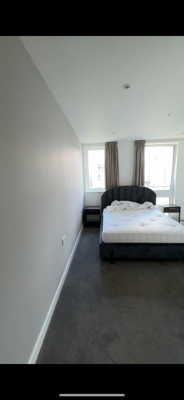 Room Liberty Bridge Road in Greater London