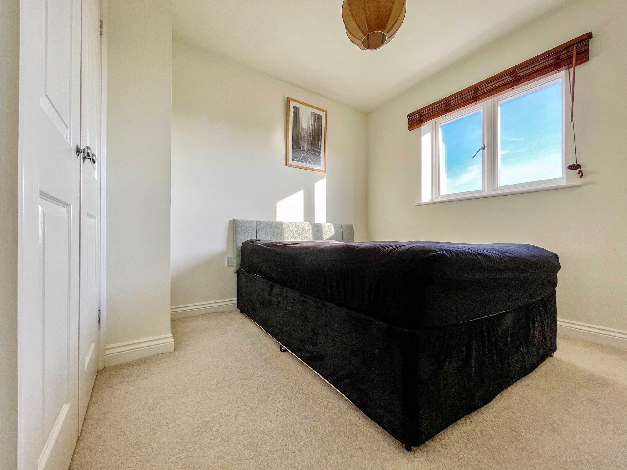 Flat Michael Tippett Drive in Worcester