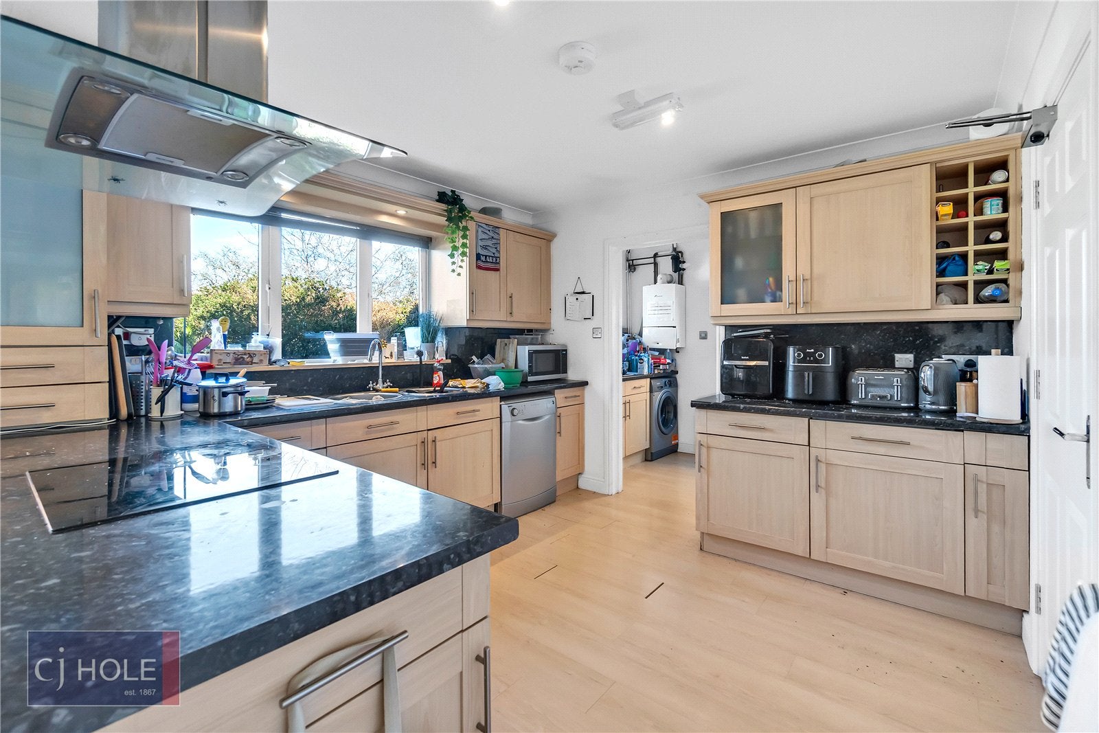 Flat Pemberton Court in Bristol