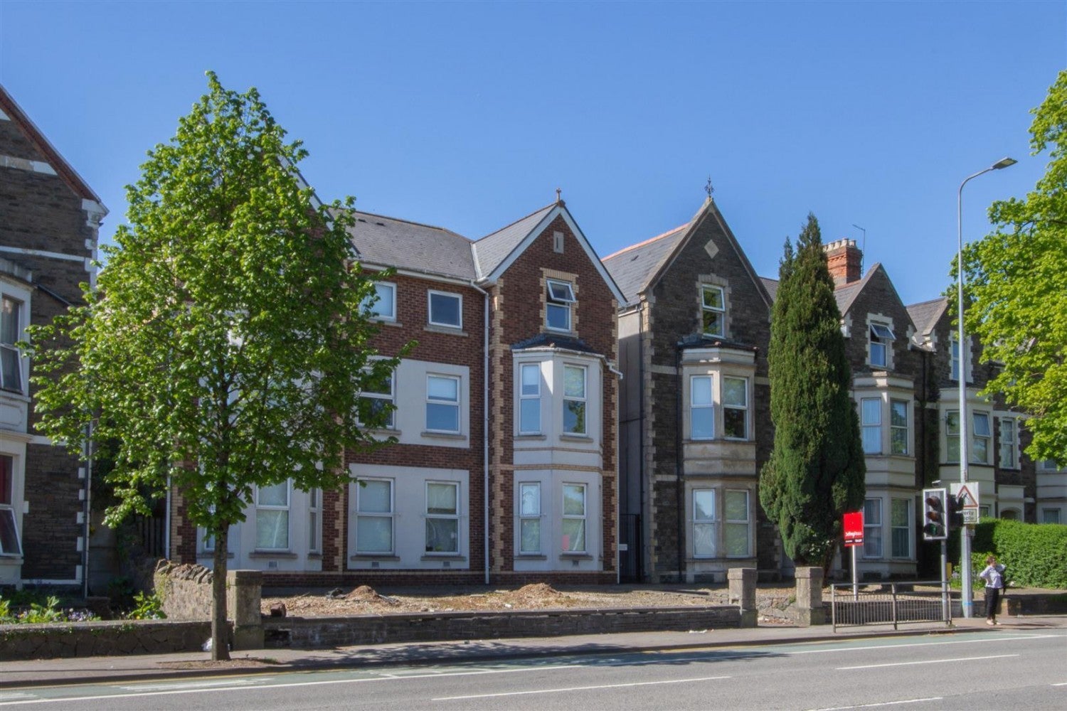 Flat Newport Road in Cardiff
