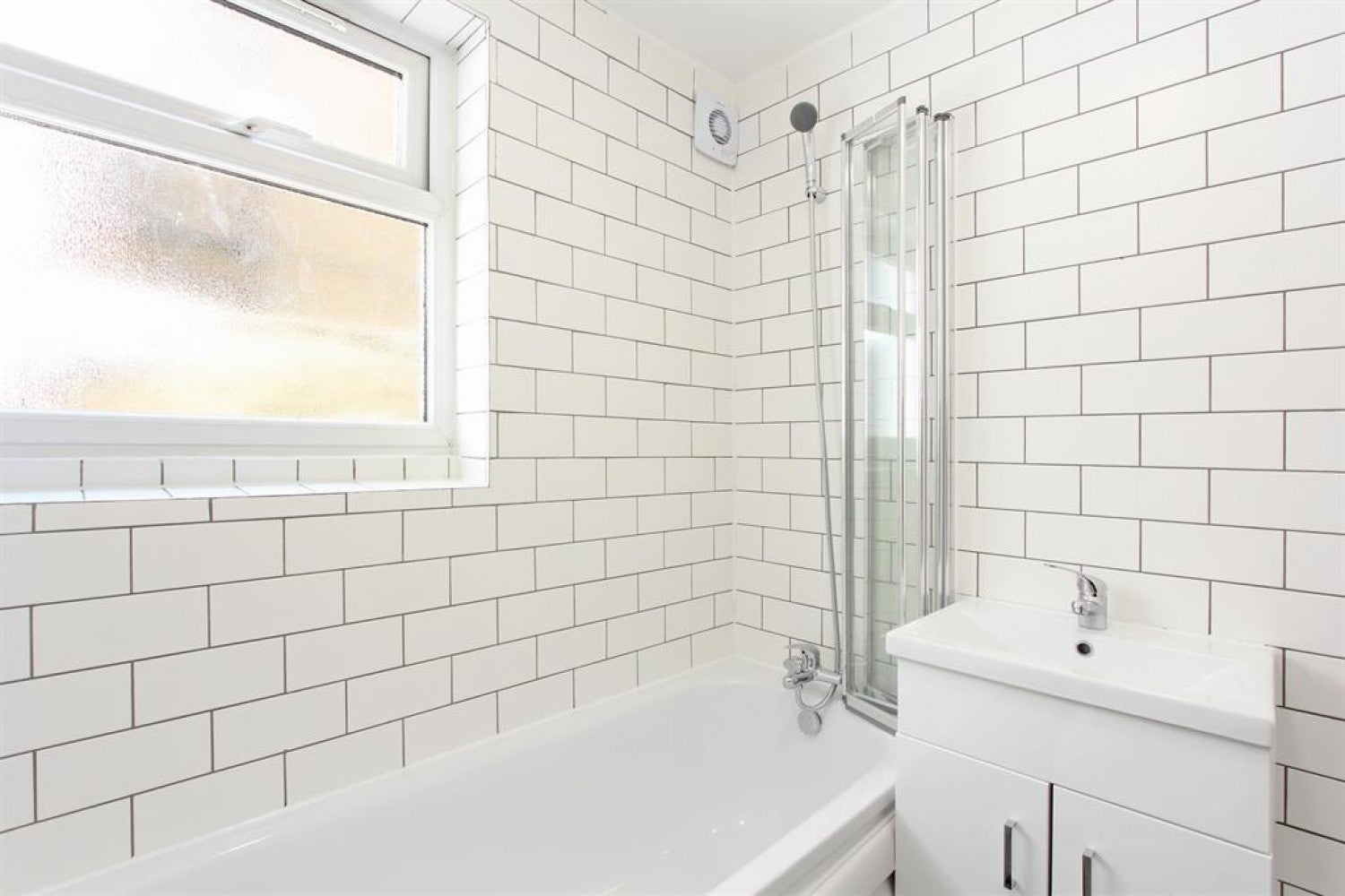 Flat McDowall Road in Greater London