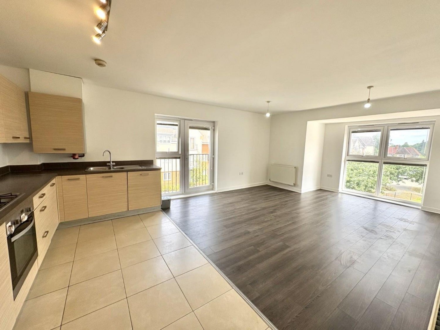 Flat Holmesgate Place in Greater London