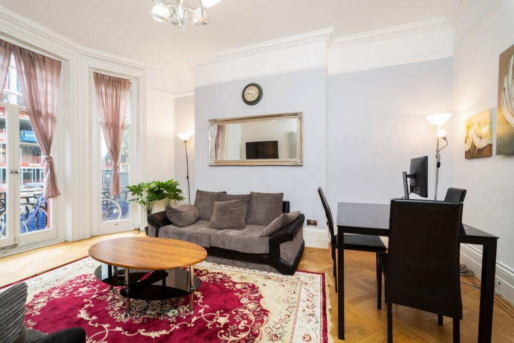 Flat Old Marylebone Road in City of Westminster