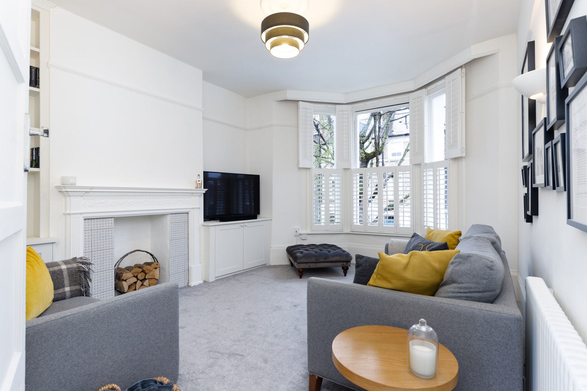 House Ashchurch Terrace in Greater London
