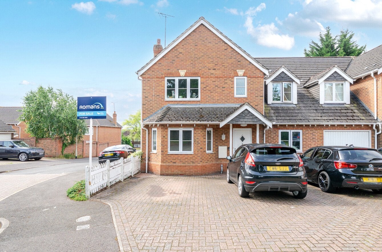 Room Little Horse Close in Earley