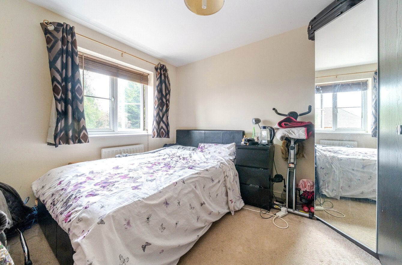 Room Little Horse Close in Earley