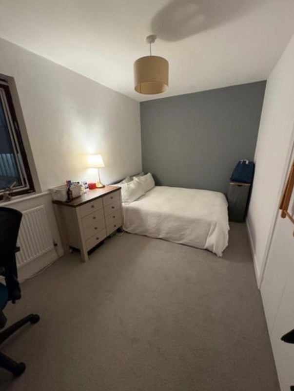 Room Wat Tyler Road in Greater London