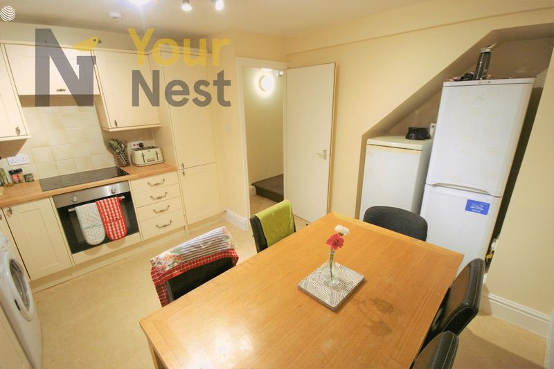 Room Newport Mount in Leeds