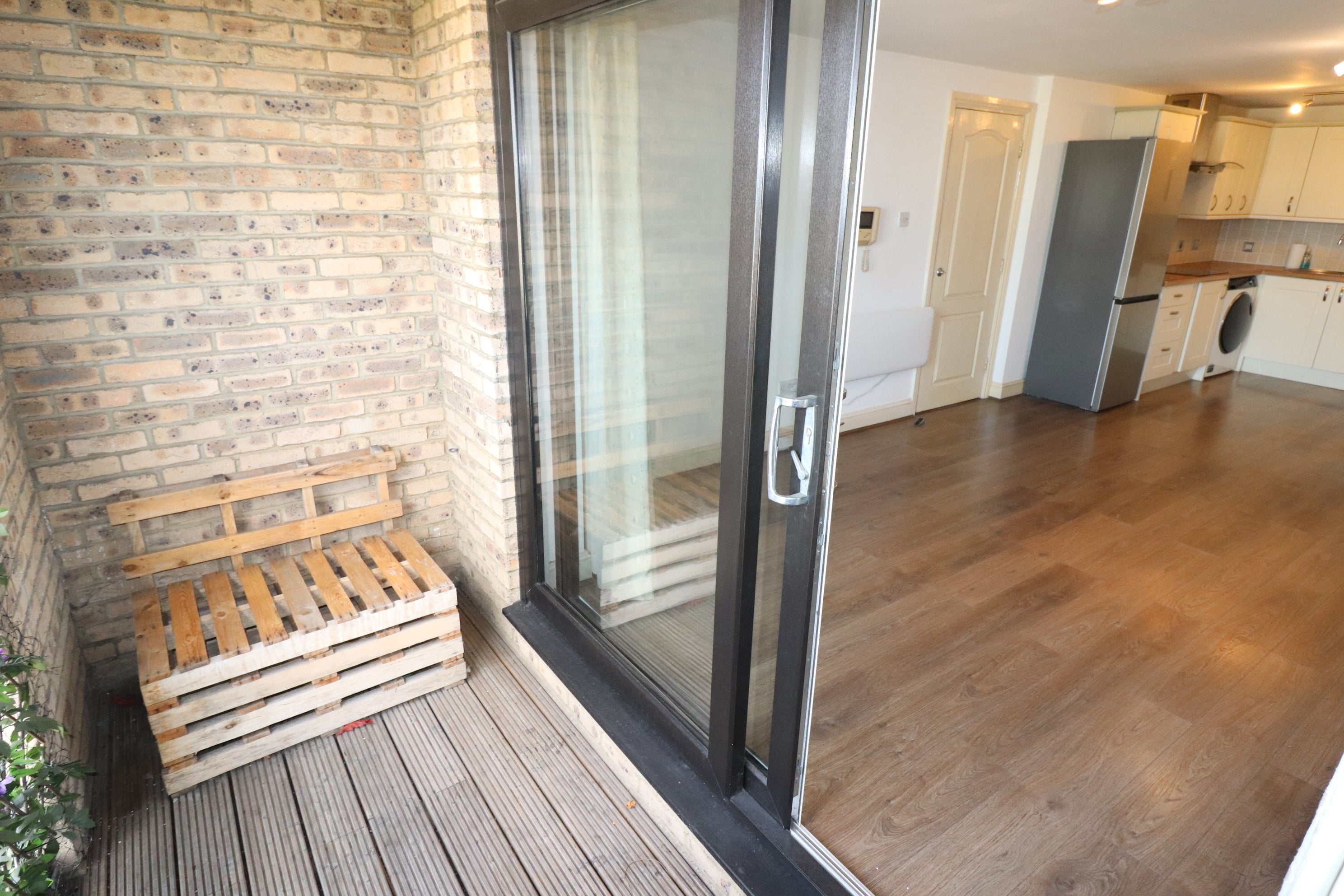 Flat Langthornes in Billericay
