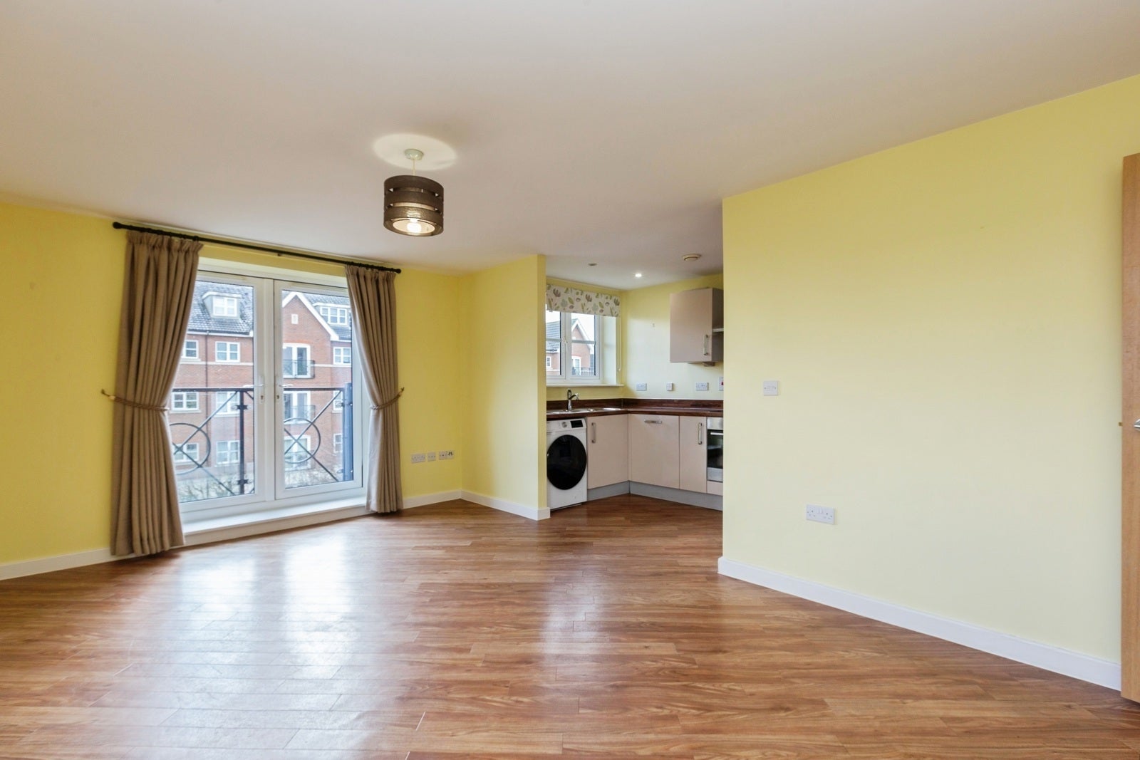 Flat Viridian Square in Aylesbury