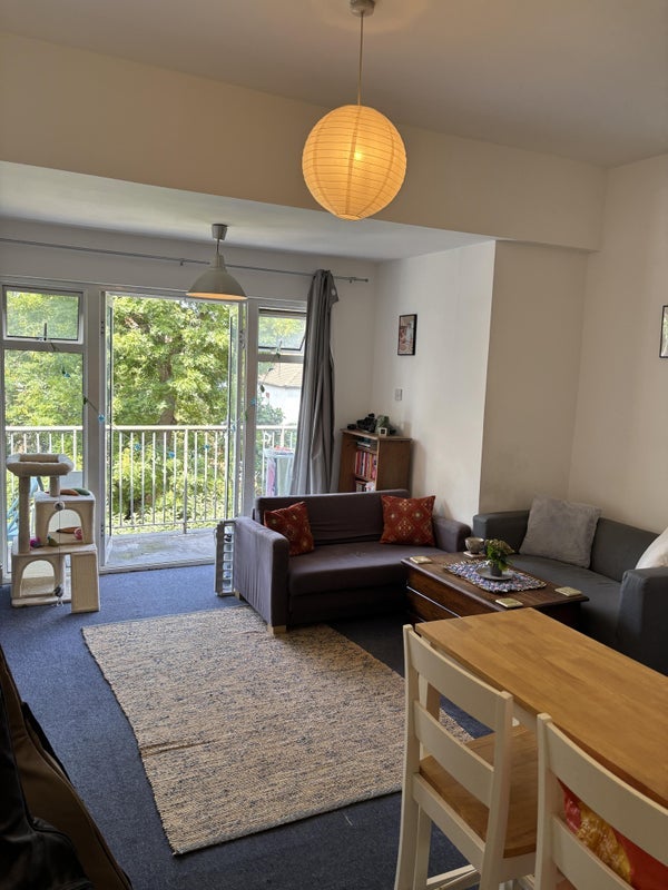 Room Camden Road in Greater London