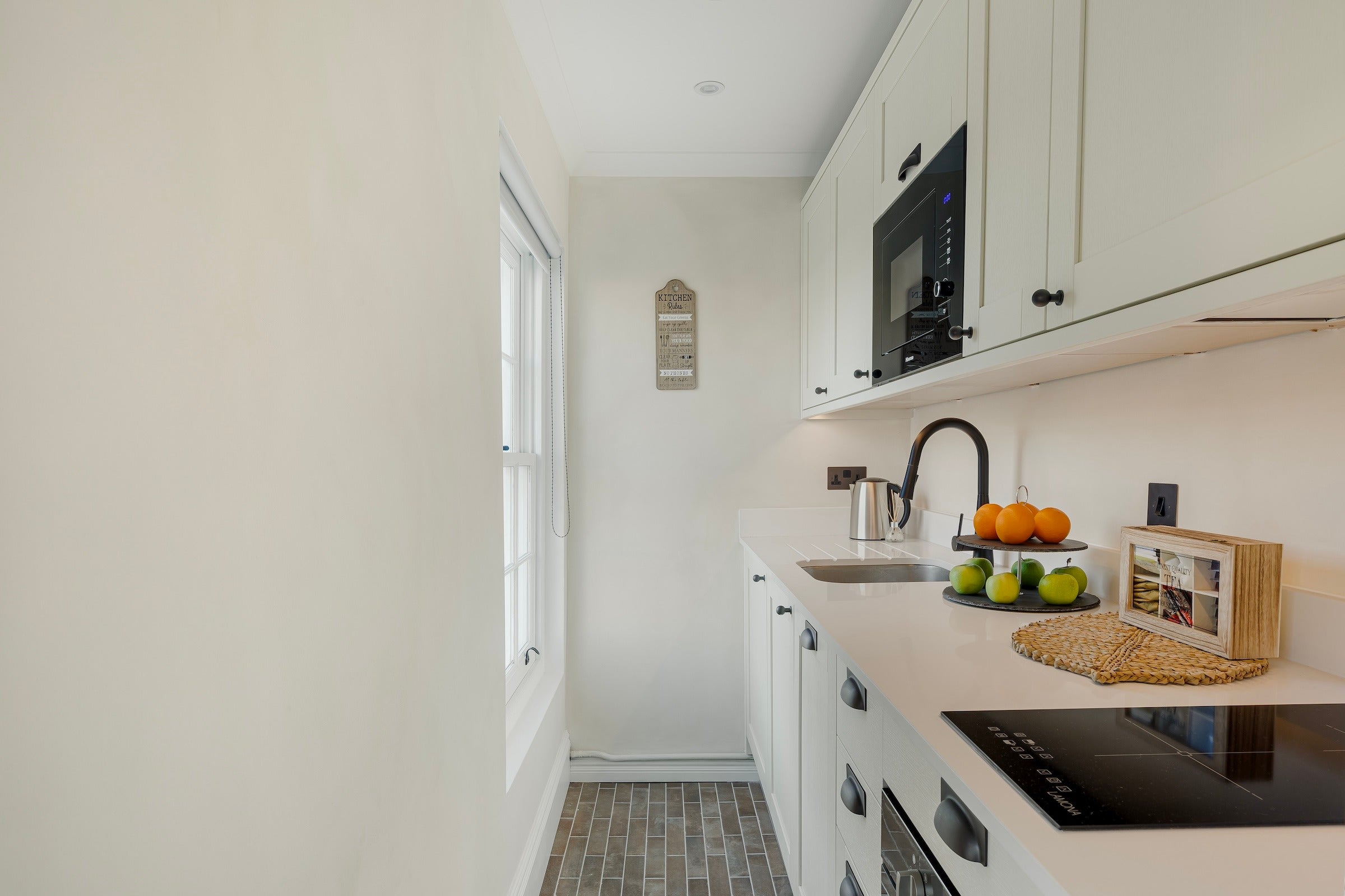 Flat Caledonian Road in Greater London