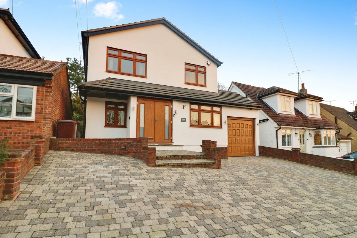 House Princes Avenue in Castle Point