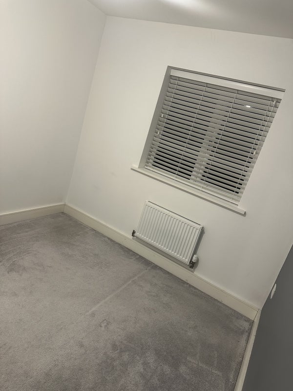 Room Stephenson Road in Nottingham