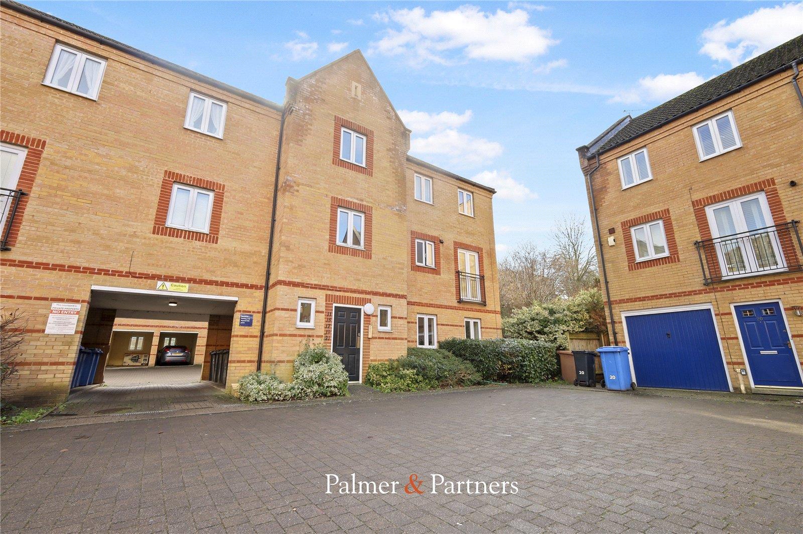 Flat Sagehayes Close in Ipswich