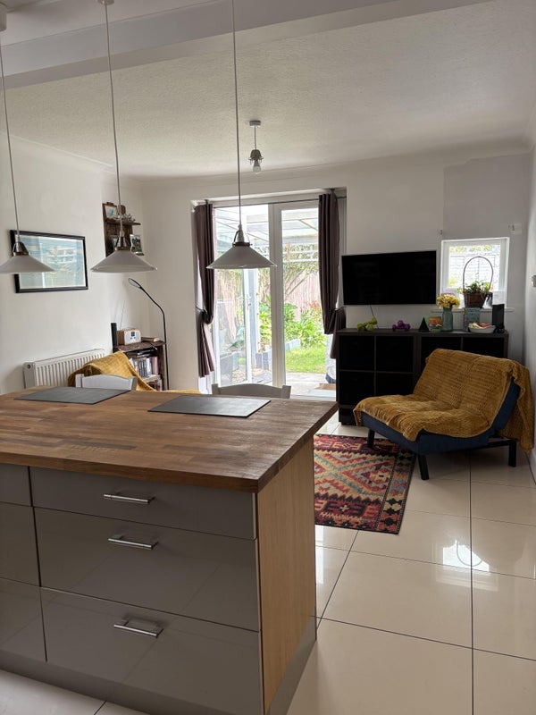 Room Kent Road in Poole