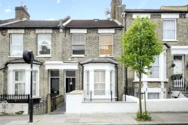 Room Delorme Street in Greater London