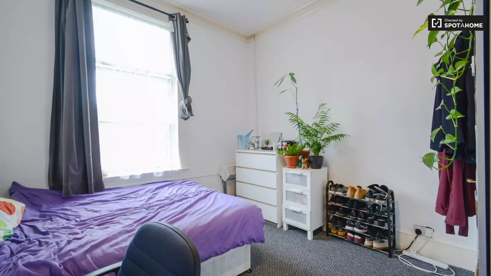 Flat Seven Sisters Road in Greater London