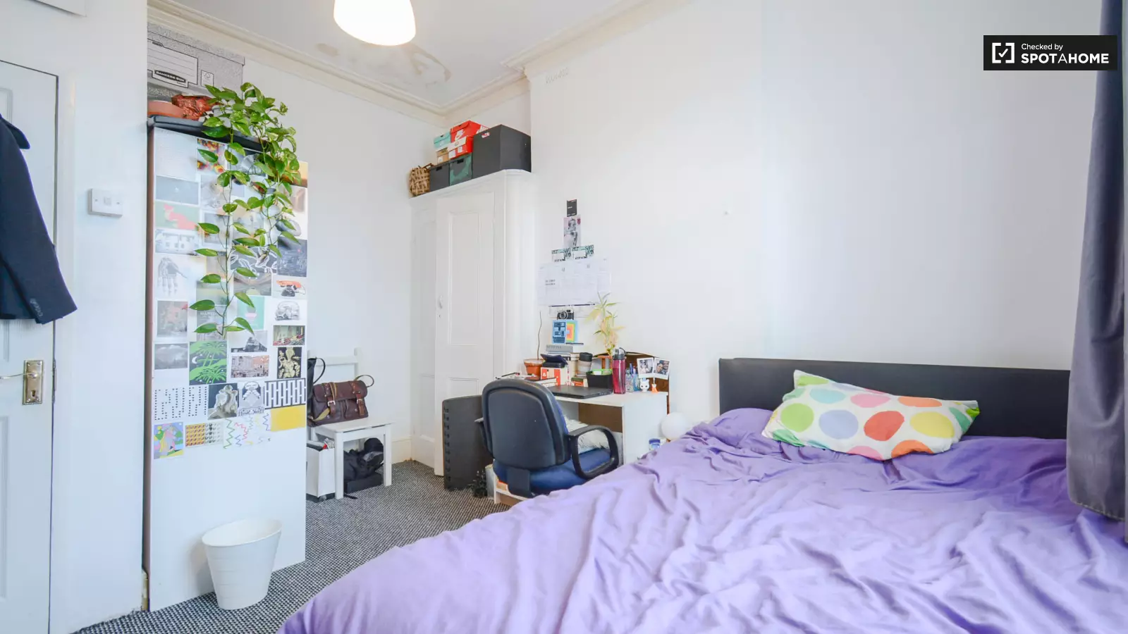 Flat Seven Sisters Road in Greater London