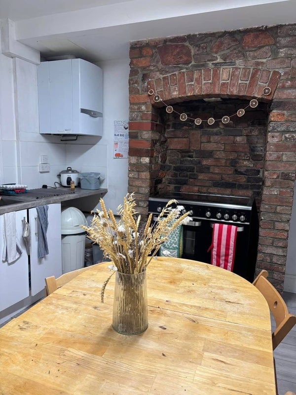 Room Bellevue Crescent in Bristol
