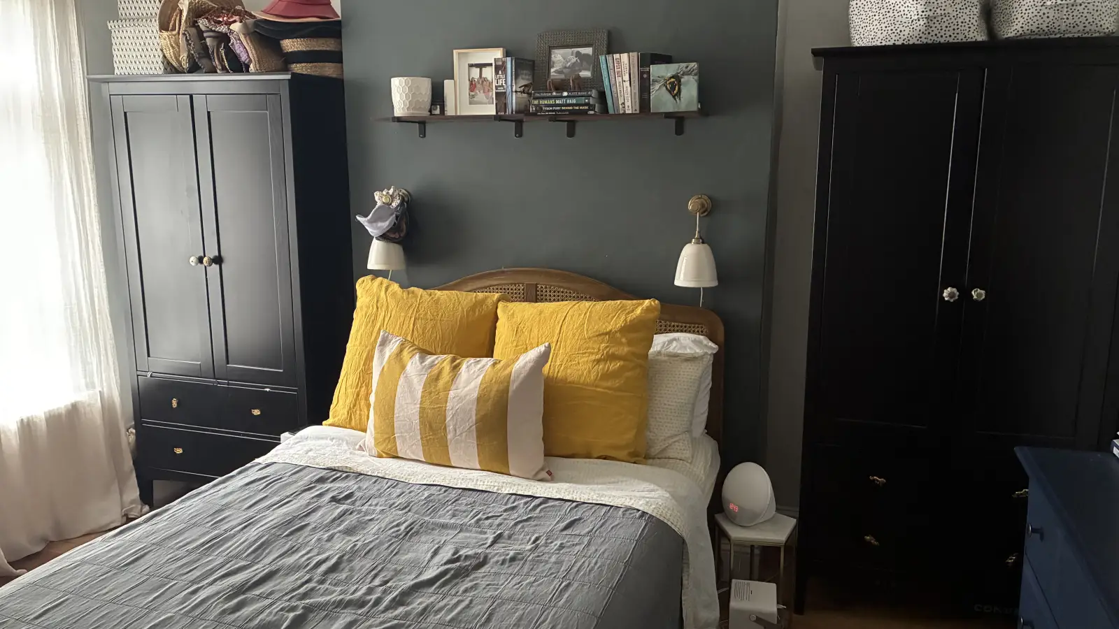 Flat Reighton Road in Greater London